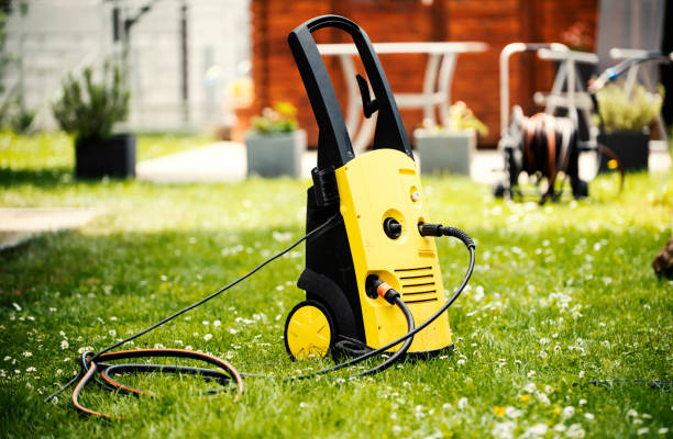Best Animal Enclosure Cleaning  in Milam, TX